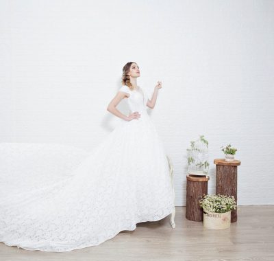 Bridal Gown Picture Fleurd Sign